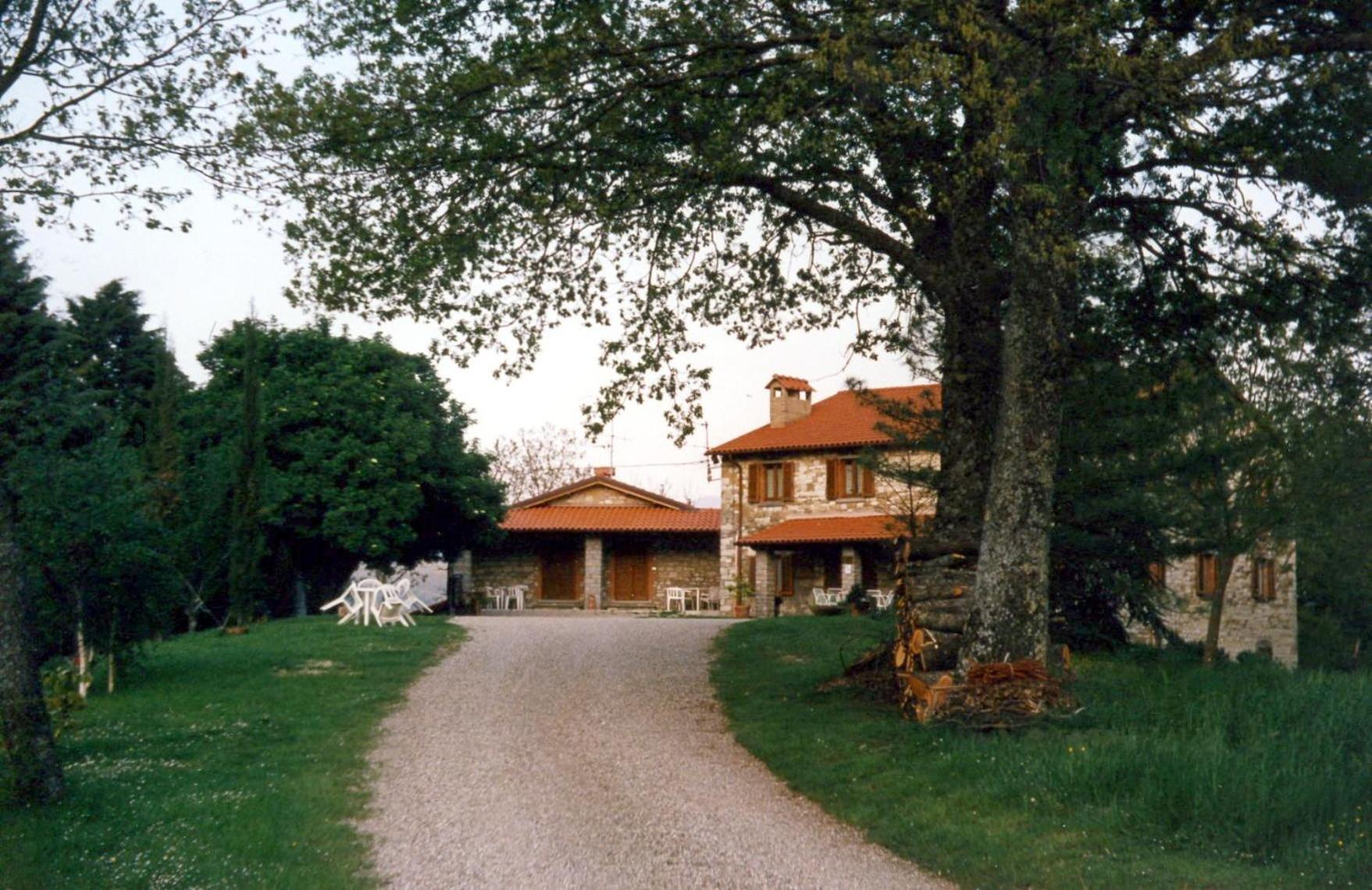Agriturismo Fontandrone Villa Пиеве Санто Стефано Екстериор снимка